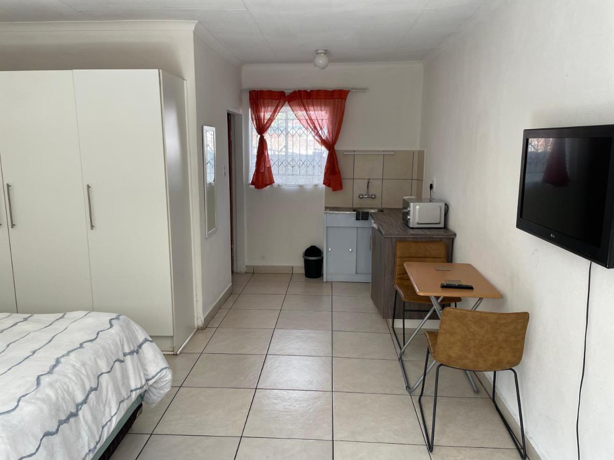La Fiance Village Polokwane Kültér fotó